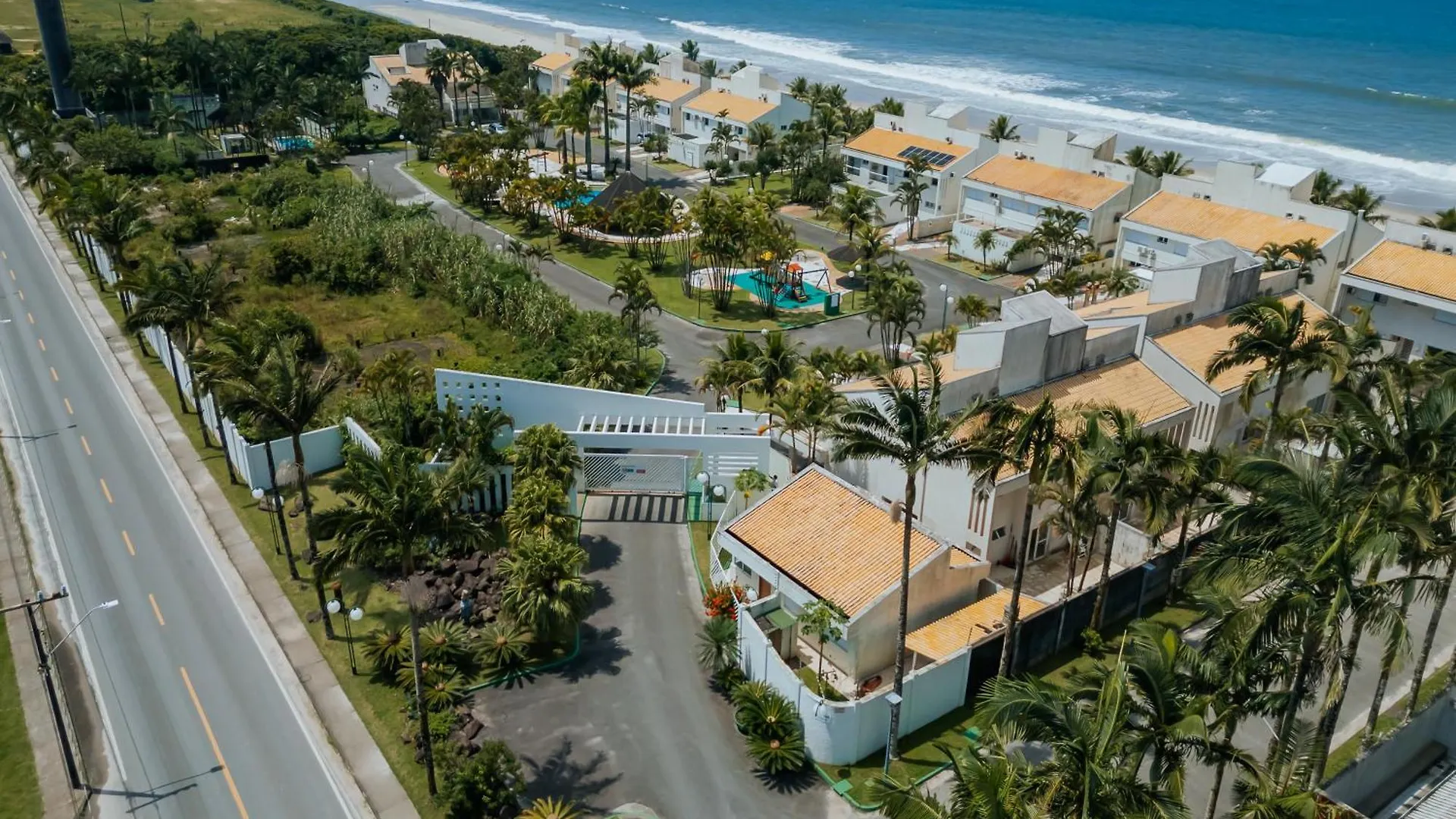 Casa Pe Na Areia Condominio Cancun Beach Itapoa/Sc 0*, Itapoa (Santa Catarina) Brasil
