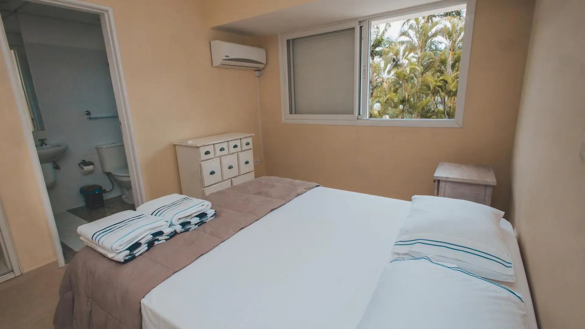 Casa Pe Na Areia Condominio Cancun Beach Itapoa/Sc Casa de Férias